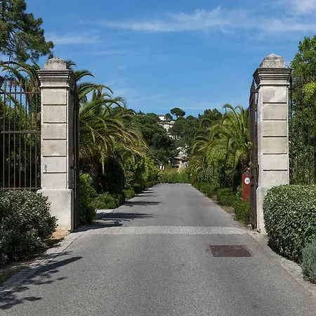 Luxurious In With Private Terrace Villa Gassin